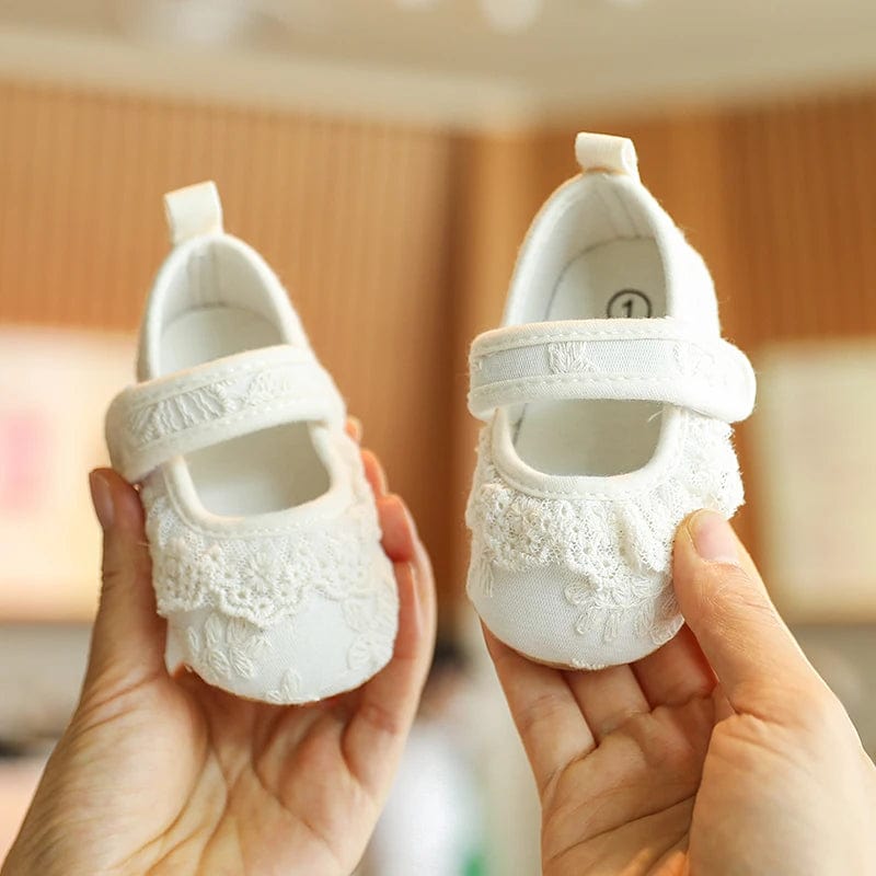 Balerine Bebe C-819 White / 0-6 Months Boudechoux
